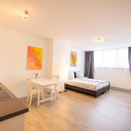City Apartment Küche,Bad, Parken im Zentrum Ravensburgs A13 Exterior foto